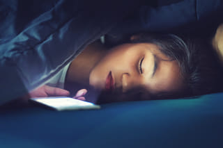 Take the phone or take the risk?
Your teen’s sleep is paying the price—how to break the bedtime scrolling habit