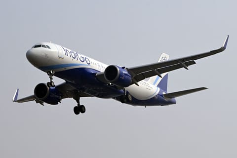 Airport officials were promptly alerted, with medical and fire services on standby during the landing
