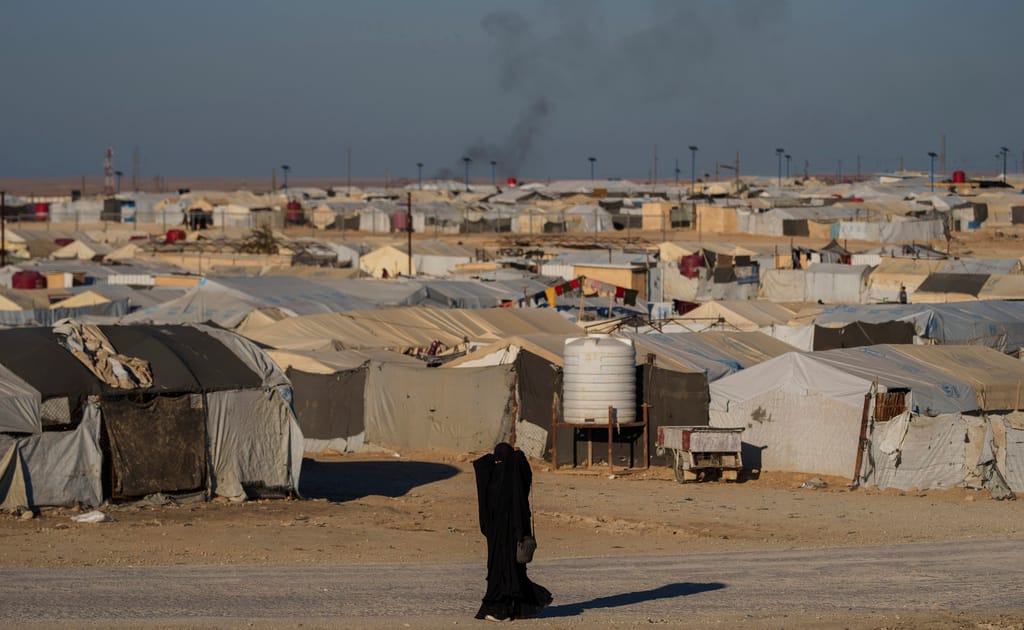 Daesh-linked Australian women charged with keeping slave in Syria