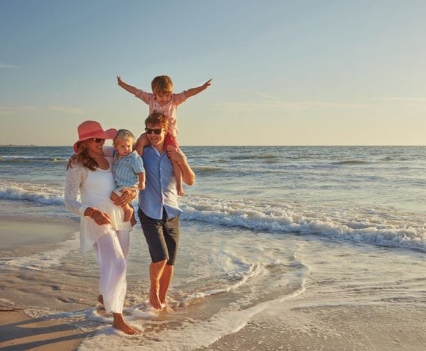 shutterstock_VACATION 18-1734355777296