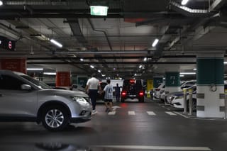 Parkin will support EMAAR at Dubai Mall, Dubai Hills Mall and Marina Mall by delivering specialised enforcement services focused on ensuring the appropriate use
of People of Determination (PoD) parking. 