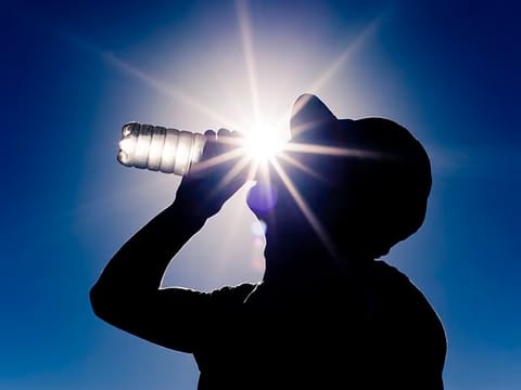 UAE enforces midday work ban to protect workers from extreme summer heat