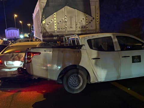 9 injured in 20-vehicle accident in Fujairah