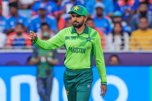 Babar Azam as wicketkeeper? Pakistan white-ball coach Mike Hesson clears the air