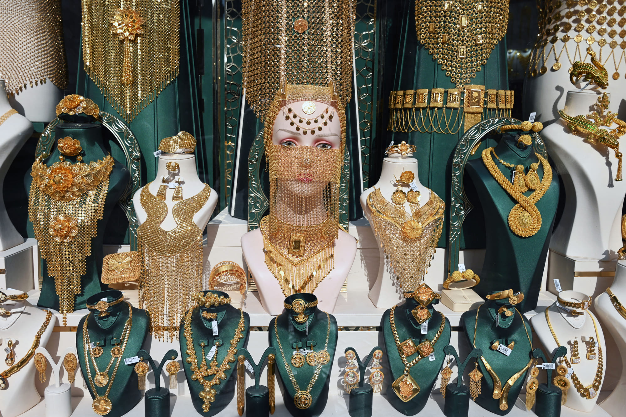 Stock Gold Dubai 2025