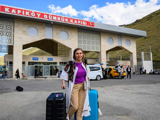 From Tehran to Canada via Turkey: One Iranian's bid to flee the war - Video