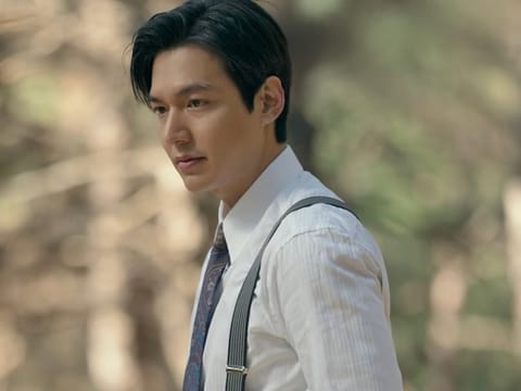 Lee Min-ho played the role of Koh Hansu in Pachinko; the anti-hero, you somehow feel a twinge of empathy for. 