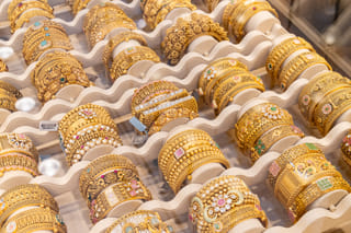 Gold prices to fall as Trump keeps tariffs on table: UAE shoppers, keep watch