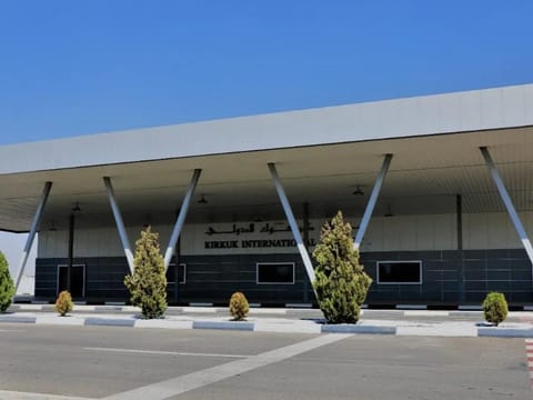 Rockets fired at Iraq airport, two injured