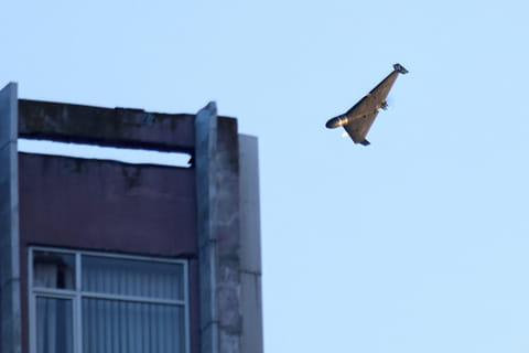 Russia attacks Kyiv with fires, injuries, and ongoing strikes reported