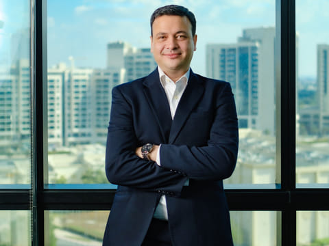 Clint Khan, Director of Y‑Axis Middle East