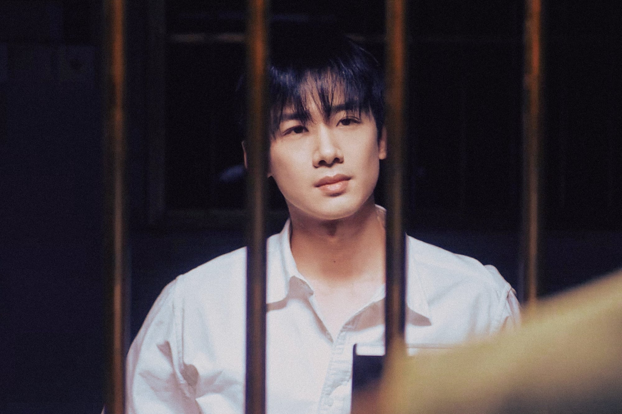 Bai Jingting in Justifiable Defense, a new Chinese crime drama show. 