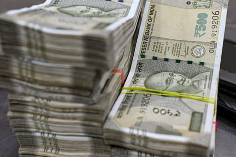 The Indian rupee has been showing weakness against the dirham/dollar this week. But for Indian expats in the UAE and Gulf, it's best to cash in at the earliest. 