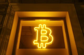 Bitcoin breaks $120,000 barrier amid renewed investor optimism and political shifts