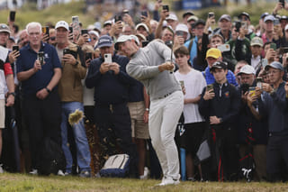 Scheffler makes bright British Open start, McIlroy three shots back
