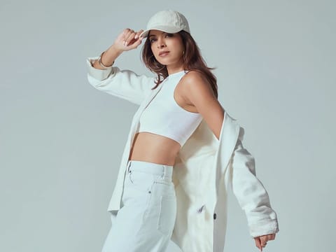 White the colour of the day for Tasneem Raza