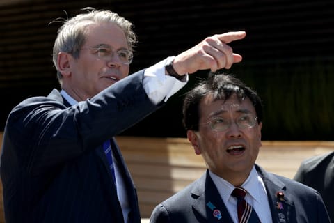 Japanese automobiles and parts would be subjected to the same 15% rate as other of the country’s exports.