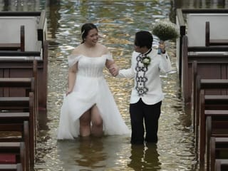 Love triumphs over floods: Filipino couple weds amid typhoon chaos