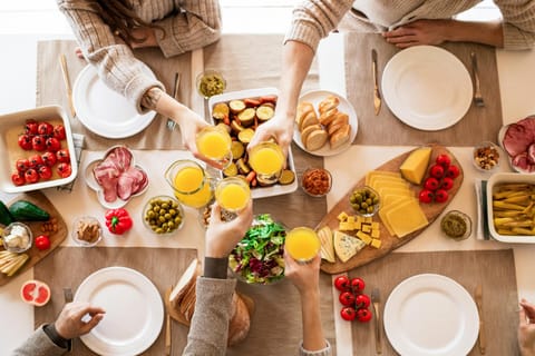 Whether you're craving bold Indian bites, unlimited Belgian brews, or wholesome wellness menus, here’s your ultimate weekend brunch guide.