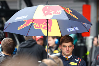 Verstappen quells speculation by committing to Red Bull for 2026