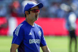 Indian coach Gautam Gambhir loses his cool with Oval pitch curator ahead of 5th Test