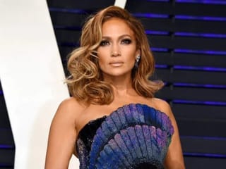 Ahead of her Abu Dhabi concert, Jennifer Lopez shrugs off wardrobe malfunction, turns it into birthday bash moment