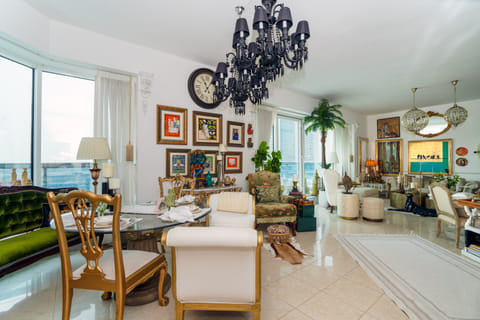 A quirky Dubai apartment that blends art gallery charm with Museum of the Future views


Photos By: Salamatt Husain / Gulf News
