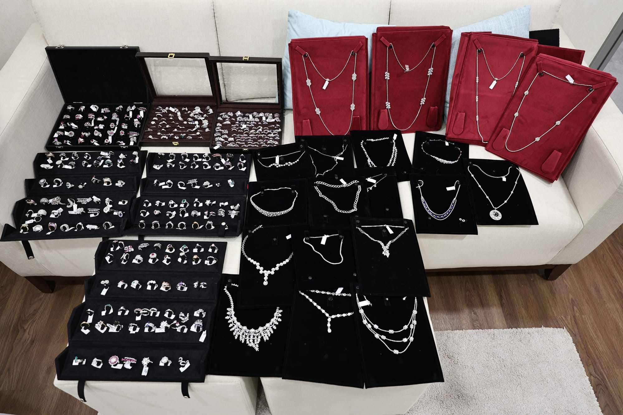 The jeweller was travelling to a GCC country when he realised that one of his bags was missing