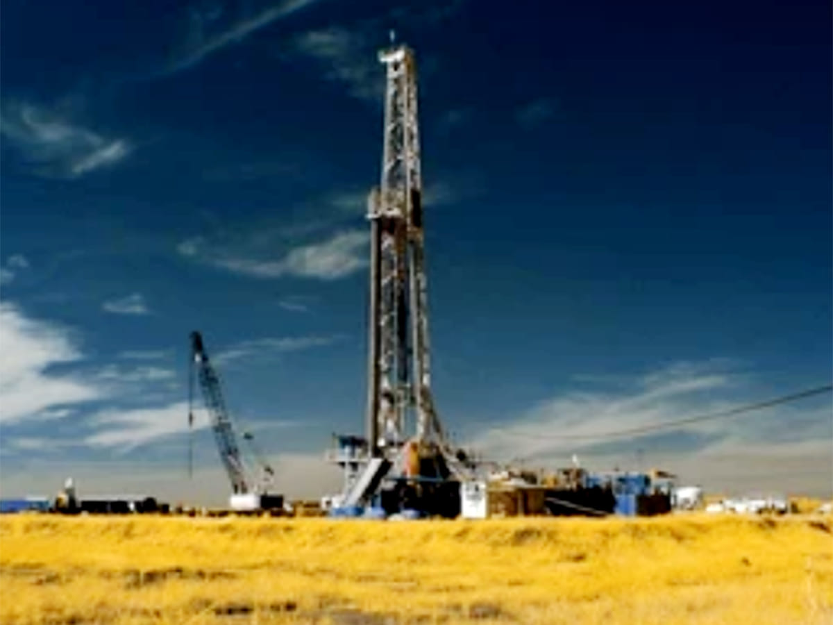 Oil rig
