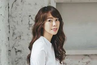 K-Pop star Lee Min dies at 46