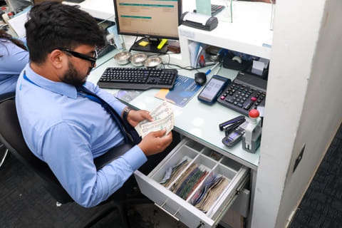 Remit to India? Will the rupee stay weak against US dollar, UAE dirham?