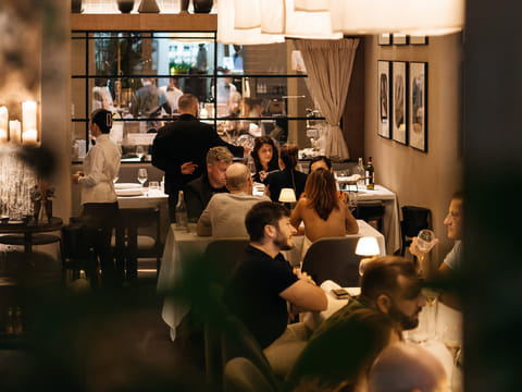 Explore Dubai's diverse dining scene: From Italian feasts to Bollywood parties