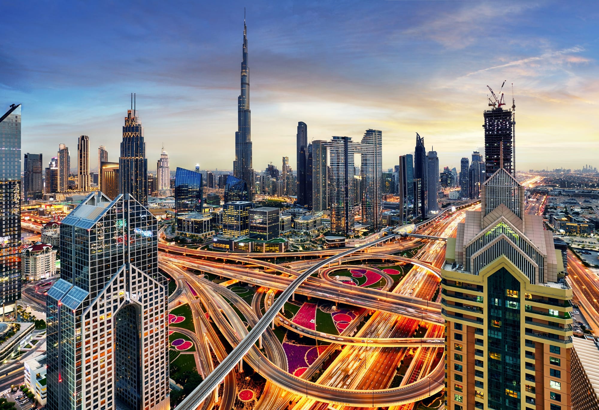 STOCK DUBAI SKYLINE UAE ECONOMY