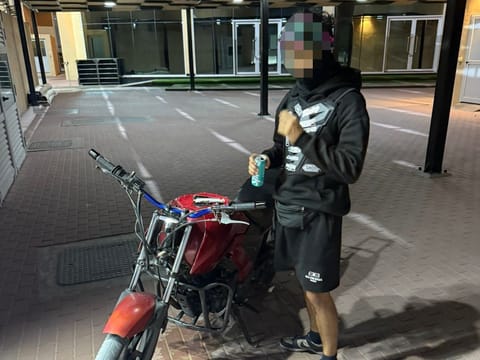 Man performs reckless motorcycle stunts in Dubai, arrested