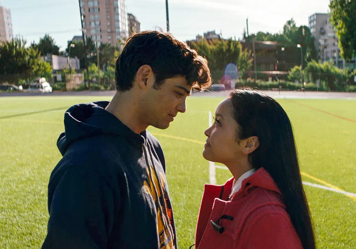 Lana Condor and Noah Centineo in To All The Boys film. 