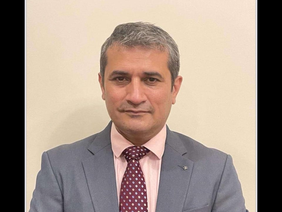 Dr. Vineet Malhotra