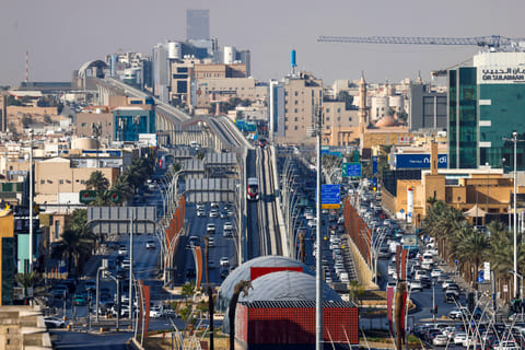 Saudi Arabia sets new rules for commercial use of public sidewalks