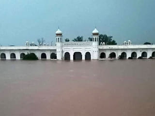 Pakistan: Sikh’s Kartarpar Sahib Shrine submerged as Punjab floods worsen