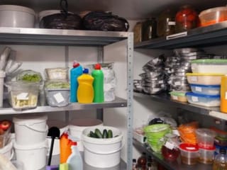 Saudi Arabia mandates certified food safety specialists for central kitchens
