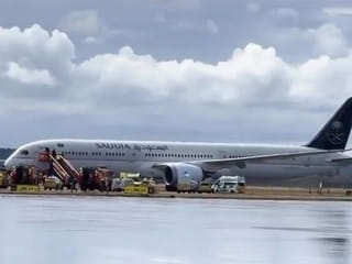 Passenger opens plane door, delays Saudia Flight at Heathrow