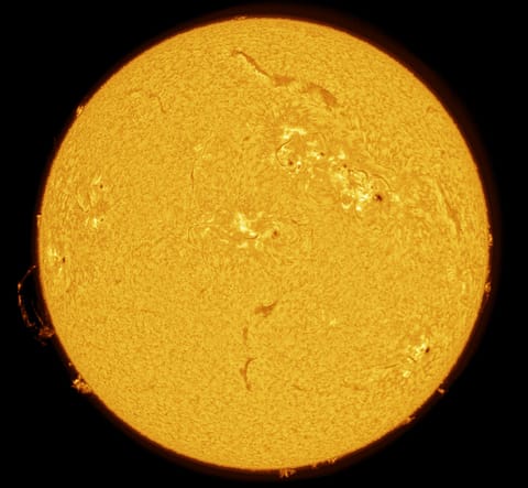 UAE telescope reveals Sun’s powerful flares and dark sunspots