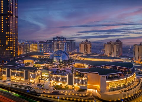 Nakheel Mall will now be known as Palm Jumeirah Mall. 