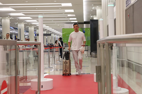 The move follows the successful implementation of the service in the Business Class departures lounge earlier this year.