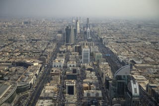 Saudi authorities detain thousands in nationwide inspections