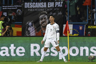 Watch: Cristiano Ronaldo's stunning goal leaves fans in awe