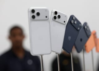 iPhone 17 Pro and Pro Max dominate preorders as UAE consumers rush to buy