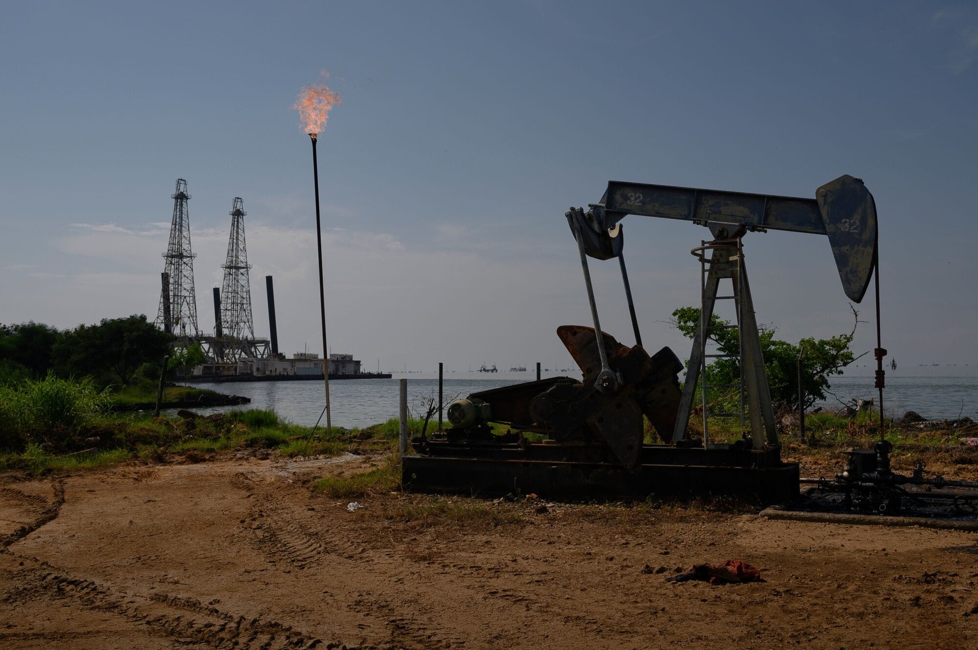 The United States confirmed it was ready and willing to allow India to purchase Venezuelan oil, given India’s large energy needs. This would open the taps for Venezuelan oil to one of its largest pre-sanctions customers.