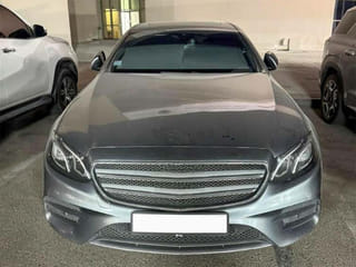 Dubai Police summon reckless driver after dangerous overtaking incident, car impounded