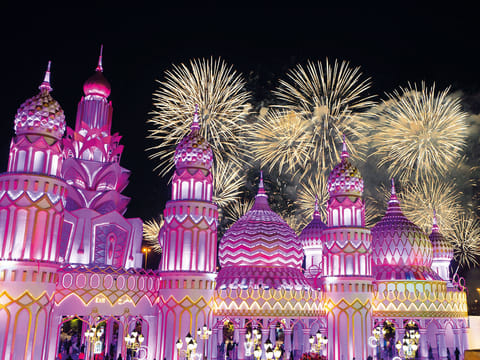 Dream Dubai unveils new season with thrilling acts and bold flavors