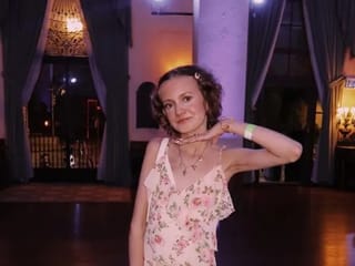 Beloved teen Tik Tok star Zuza Beine dies at 14, but her videos on Instagram weren’t just cancer chronicles